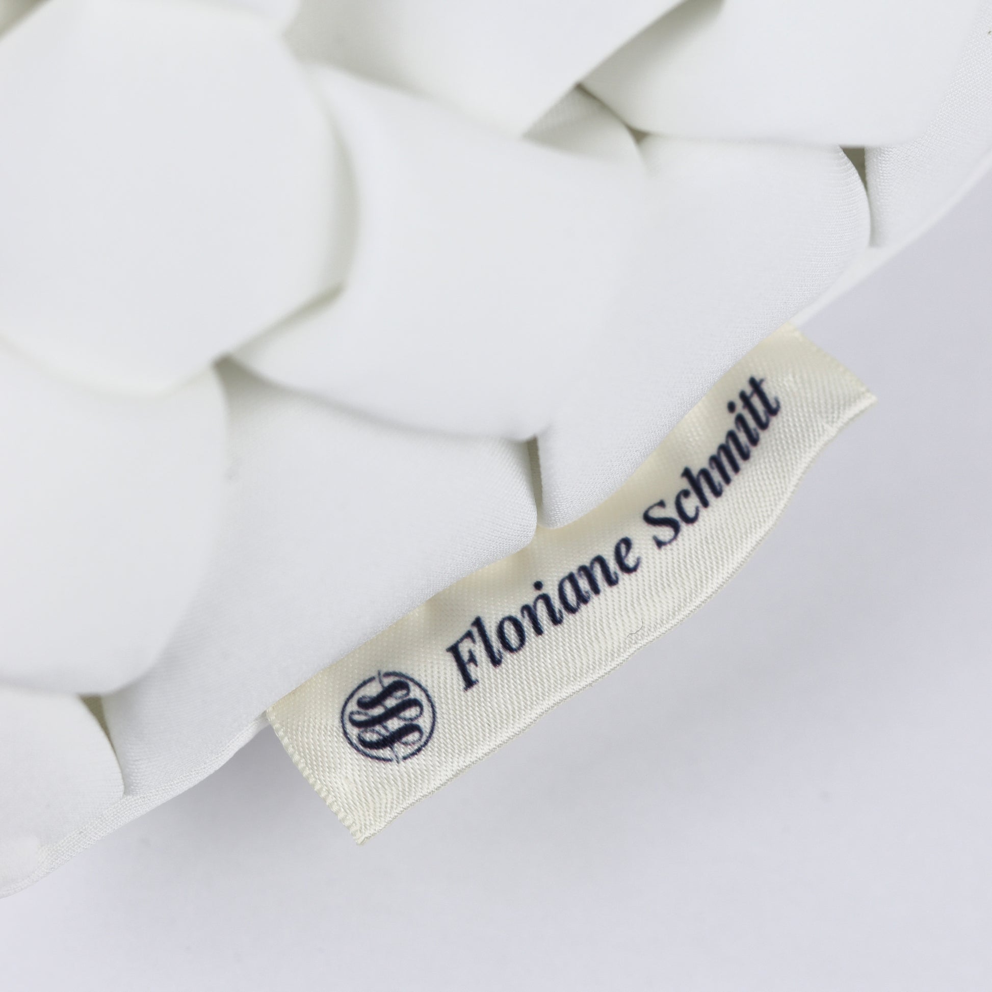 Le Coussin Rectangulaire Néosmock - Blanc - Flo Home Delight