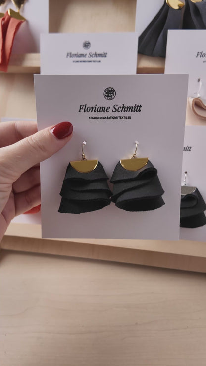 Boucles d’oreilles - Volants en néoprène, légères, 4 couleurs, apprêt doré ou argenté