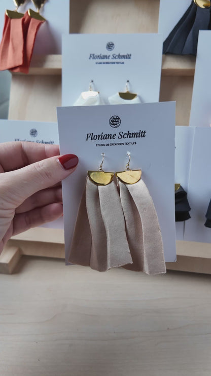 Boucles d’oreilles - Plis en néoprène, légères, 4 couleurs, apprêt doré ou argenté